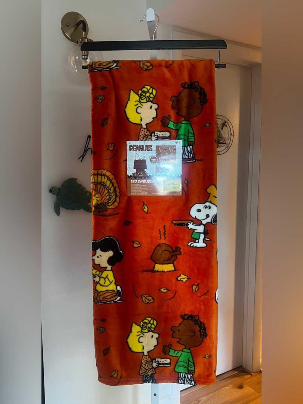NEW Peanuts Snoopy Fall Thanksgiving Throw Blanket 50”x70”